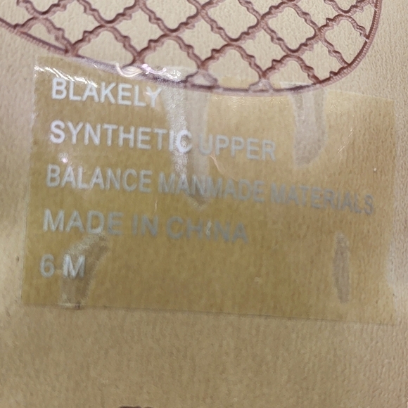 Crown & Ivy Women's Blakely Puff Sandals - 6M - Picture 7 of 8